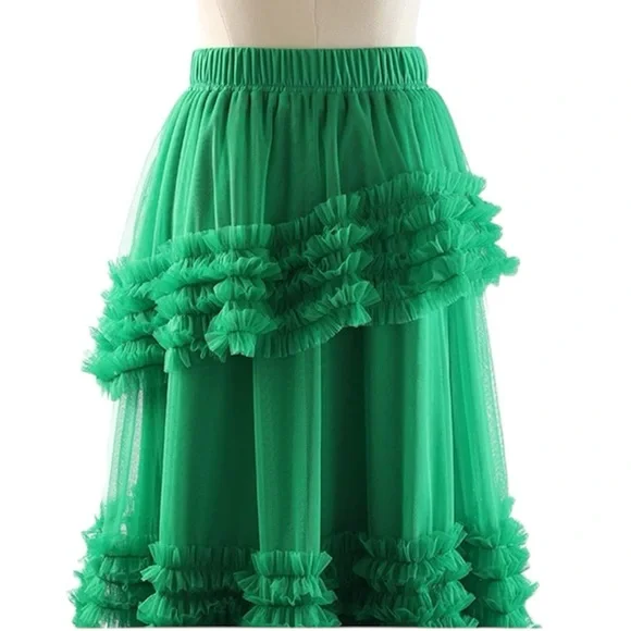 🍒SOLD🍒•green ruffle tule skirt• - Picture 3 of 5